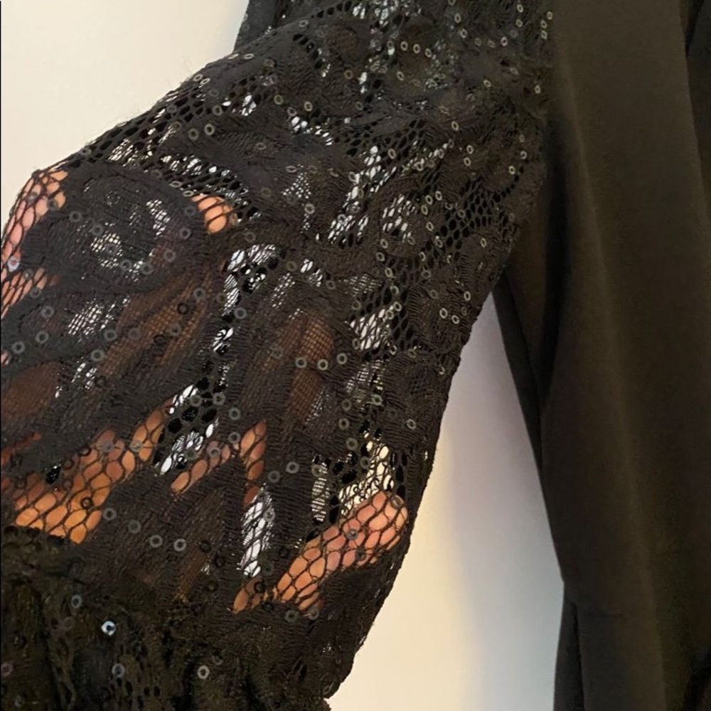 NWOT Scarlett Black Lace sleeves Dress - Picture 2 of 8